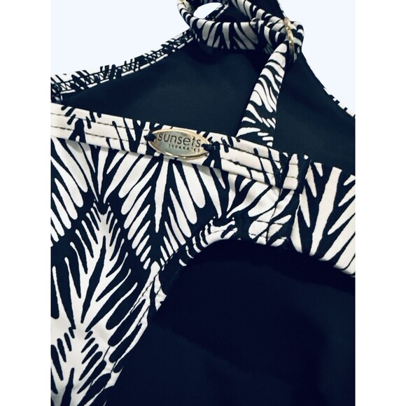 Sunsets One Piece Bathing Suit Swimsuit Black White Geometric Print Sz M - Picture 4 of 5